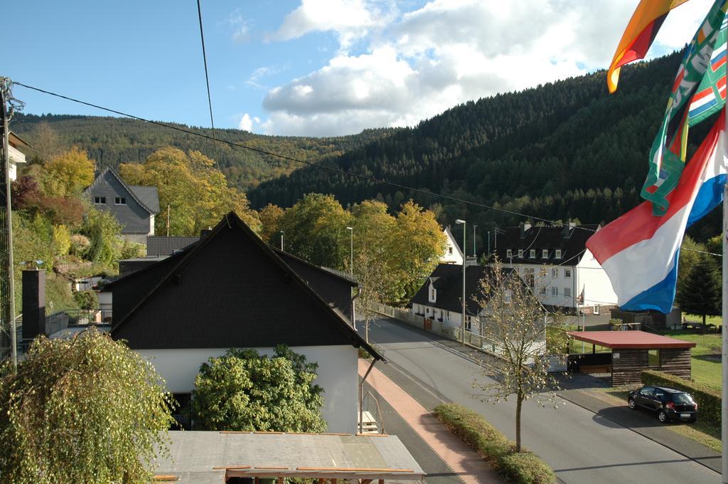 Gasthof Hollaender Eck Lennestadt Eksteriør billede